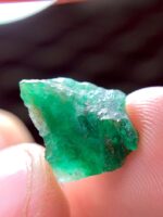 Majestic Single Emerald: 8.03 ct Crystal from Swat - Image 6