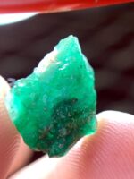 Majestic Single Emerald: 8.03 ct Crystal from Swat - Image 7