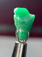 6.63ct Swat Emerald Crystal: A Bold, Natural Masterpiece from Pakistan’s Gem Valley - Image 7