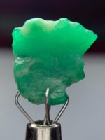 6.63ct Swat Emerald Crystal: A Bold, Natural Masterpiece from Pakistan’s Gem Valley - Image 10