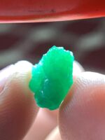 4.36 ct Natural Emerald Crystal from Swat Valley – Compact Elegance with Solid Form - Image 11