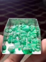 A Rare and Majestic Swat Valley Emerald Rough Lot – 52.20 Carats - Image 4