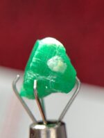 4.00ct Swat Emerald Crystal: Natural Beauty in Precision-Cut Perfection - Image 9