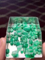 A Rare and Majestic Swat Valley Emerald Rough Lot – 52.20 Carats - Image 9