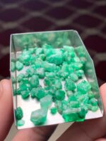 A Rare and Majestic Swat Valley Emerald Rough Lot – 52.20 Carats - Image 10