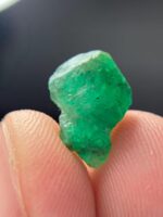 5.00ct Swat Emerald Crystal – Natural Untreated Gemstone - Image 2