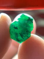 A High-Profile 5.51 ct Emerald Crystal from Swat Valley - Image 3