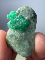 40.85ct Swat Emerald Specimen – Natural Crystal Beauty, 33.23 x 21.89 x 9.09mm - Image 5