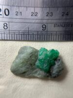 40.85ct Swat Emerald Specimen – Natural Crystal Beauty, 33.23 x 21.89 x 9.09mm - Image 8