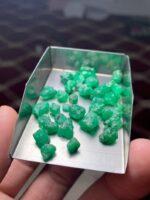 39.65 Carat Swat Emerald Rough Lot – Authentic Rough from Pakistan - Image 5