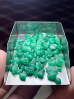 Elegant 50.40 ct Emerald Rough from Swat - Image 6