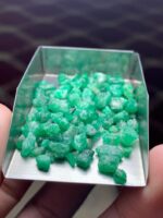 Elegant 50.40 ct Emerald Rough from Swat - Image 14