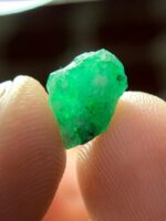 2.21 Carat Emerald Crystal from Swat: A Vibrant Symbol of Natural Elegance - Image 5