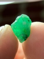 2.21 Carat Emerald Crystal from Swat: A Vibrant Symbol of Natural Elegance - Image 6