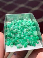Balanced Potential: 62.82 ct Emerald Rough Lot from Swat Valley - Image 3
