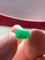 2.80ct Swat Emerald Crystal – Elegant Shape, Natural Beauty, Timeless Appeal - Image 3