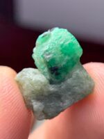 15.20ct Emerald Specimen from Swat: A Rare Gemstone Beauty - Image 4