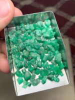 Balanced Potential: 62.82 ct Emerald Rough Lot from Swat Valley - Image 6