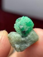 15.20ct Emerald Specimen from Swat: A Rare Gemstone Beauty - Image 9