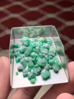 Striking 49.45ct Swat Emerald Rough Lot - Image 2