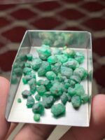 Striking 49.45ct Swat Emerald Rough Lot - Image 4