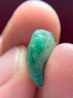 4.80ct Swat Emerald Crystal – Natural Rough Gem with Distinct Shape - Image 8