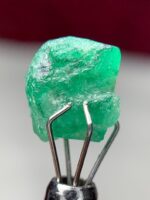 2.765ct Swat Emerald Crystal – Natural Green Clarity from the Mountains (9.51 x 7.13 x 4.21 mm) - Image 8