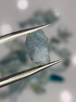 Most Rare 20 ct Rough Fluorescent Afghanite from Badakhshan, Afghanistan - Image 3