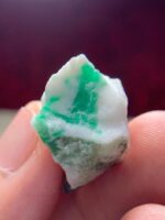 32.00ct Swat Emerald Specimen – Natural Crystal, Striking Form - Image 2