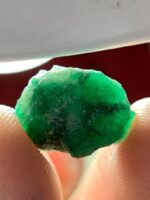 Monumental Beauty: 11.20ct Swat Emerald Crystal with Striking Natural Form - Image 4