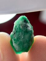 Monumental Beauty: 11.20ct Swat Emerald Crystal with Striking Natural Form - Image 6