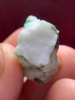 32.00ct Swat Emerald Specimen – Natural Crystal, Striking Form - Image 7