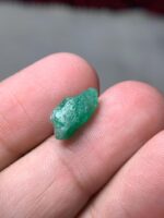 Sleek and Striking: 3.25ct Swat Emerald Crystal with Elegant Natural Form - Image 9