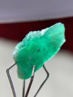 Sleek and Striking: 3.25ct Swat Emerald Crystal with Elegant Natural Form - Image 10