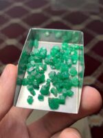 42.27 Carat Swat Emerald Rough Lot – Natural Gemstone Overview - Image 4