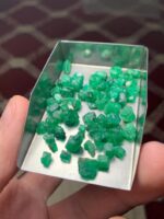 42.27 Carat Swat Emerald Rough Lot – Natural Gemstone Overview - Image 10