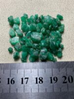 Broad & Bold: 46.50 ct Emerald Rough Lot from Swat Valley - Image 10