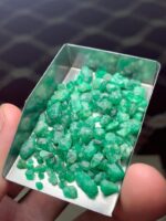 Balanced Strength: 61.40 ct Emerald Rough Lot from Swat Valley - Image 7