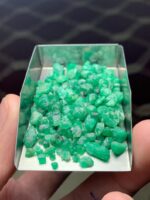 Balanced Strength: 61.40 ct Emerald Rough Lot from Swat Valley - Image 10