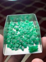 Striking Natural Beauty: 49.45-Carat Emerald Rough Lot from Swat - Image 9