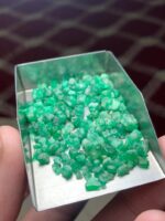 Swat Emeralds in Their Raw Splendor: 45.70-Carat Rough Lot - Image 8