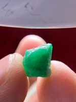 Vibrant Green Wonder: A 4.60 ct Emerald Crystal from Swat, Pakistan - Image 7