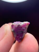 Exploring the Elegance of a 10.75 ct Afghan Ruby: A Gem of Unmatched Beauty - Image 3