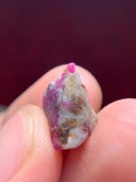 Exploring the Elegance of a 10.75 ct Afghan Ruby: A Gem of Unmatched Beauty - Image 8