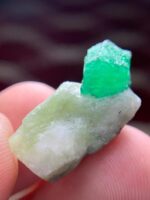 24.29 ct Swat Emerald Specimen – Compact Yet Striking - Image 8