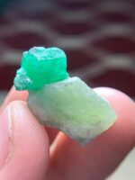 24.29 ct Swat Emerald Specimen – Compact Yet Striking - Image 11