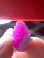 25.40 ct Afghan Ruby Crystal – Balanced Depth with Strong Cutting Potential - Image 13