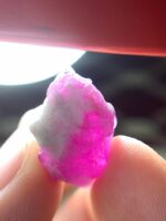 25.40 ct Afghan Ruby Crystal – Balanced Depth with Strong Cutting Potential - Image 5