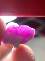 25.40 ct Afghan Ruby Crystal – Balanced Depth with Strong Cutting Potential - Image 9