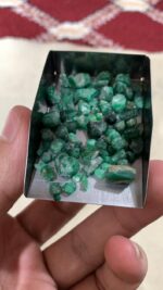 Impressive 57ct Swat Emerald Rough Lot - Image 2